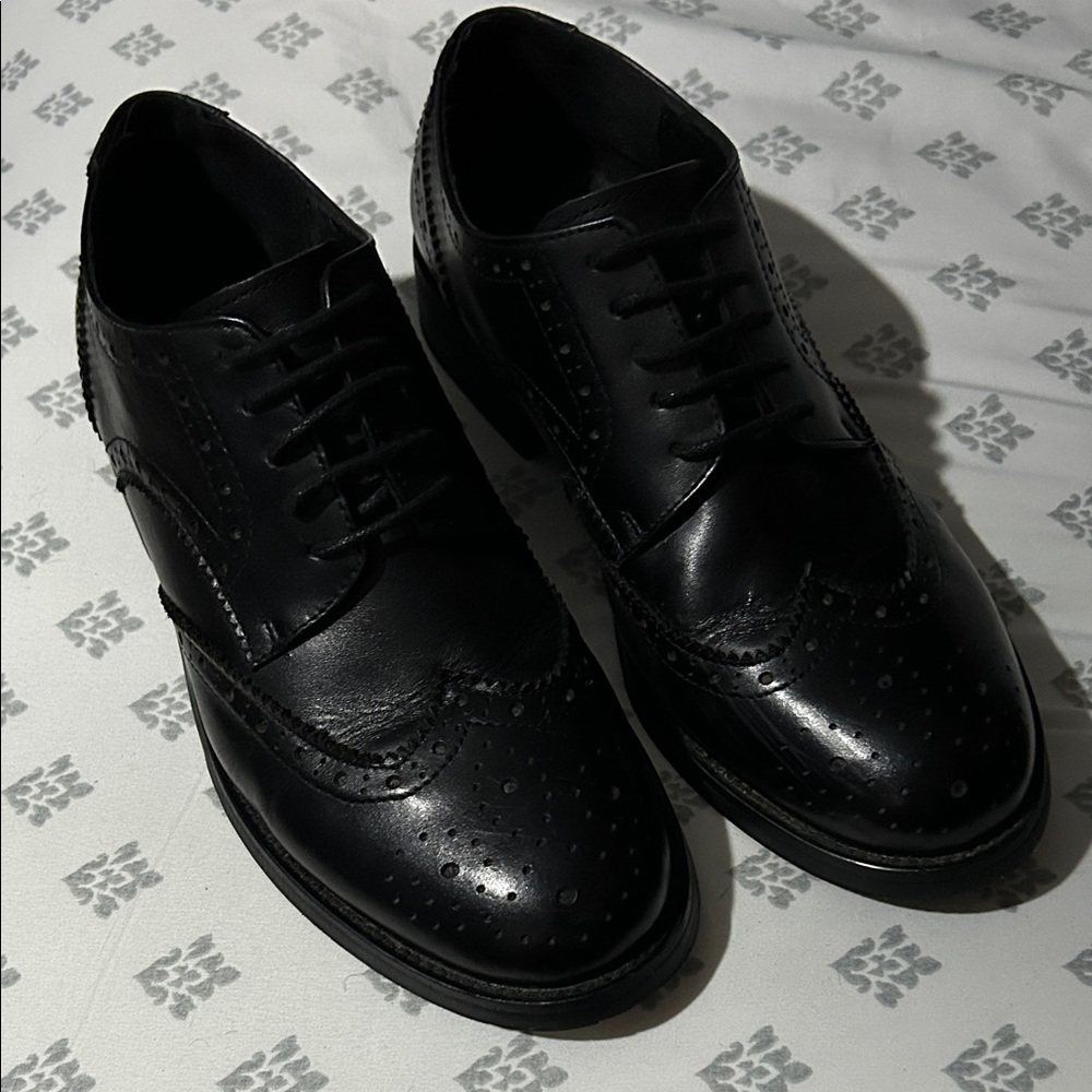 Classic Black Leather Men's Dress Shoes